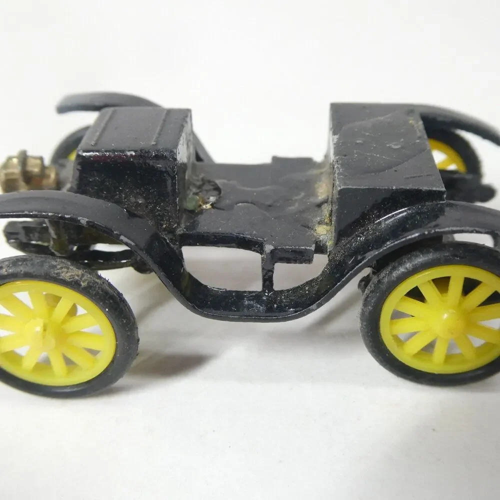 Vintage Diecast Car Lot - Midgetoy Husky Walk-Thru Van Majorette